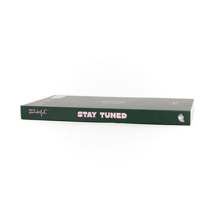 Blocco Note Mr Wonderful “Stay Tuned” – Idee Sempre Accese, Ovunque Tu Sia